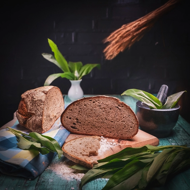 04_Brot.jpg 04_Brot.jpg