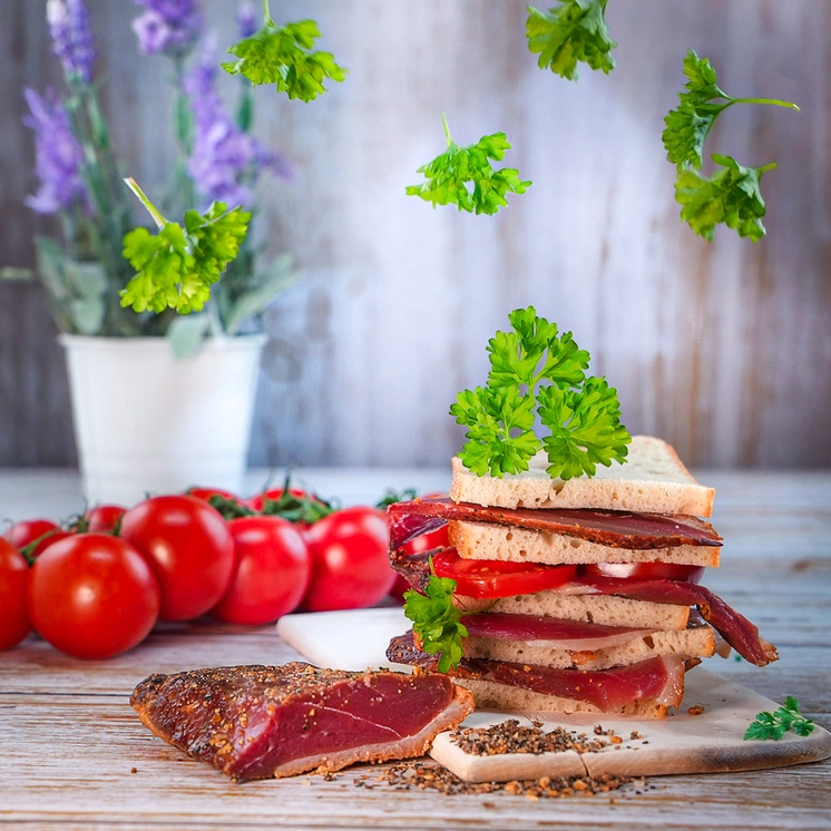 09_Fleisch- und Wurstwaren-gereift.jpg 09_Fleisch- und Wurstwaren-gereift.jpg