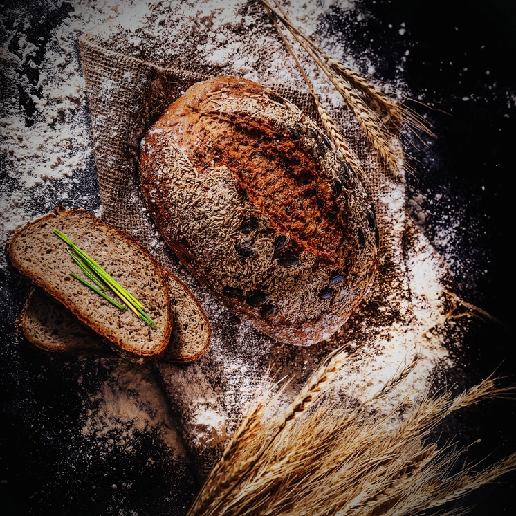 04-Brot.jpg 04-Brot.jpg